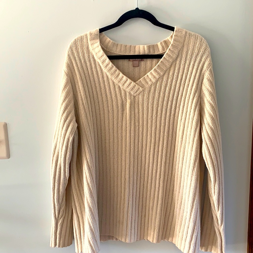 White stag comfy thrifted sweater